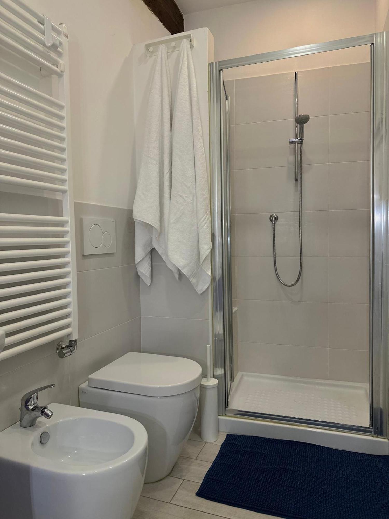 Fondazza Boutique Apartment بولونيا المظهر الخارجي الصورة